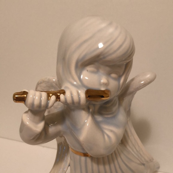 Angel Playing Flute White & Gold 12” Flowing Gown Figure Atlantic Mold Company - Picture 2 of 13